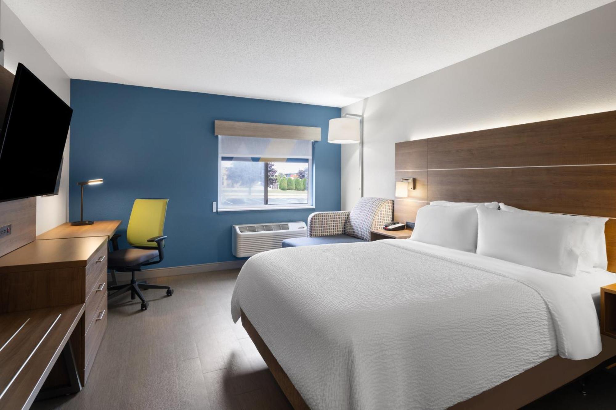 Holiday Inn Express Sheboygan-Kohler / I-43 By Ihg Exterior photo